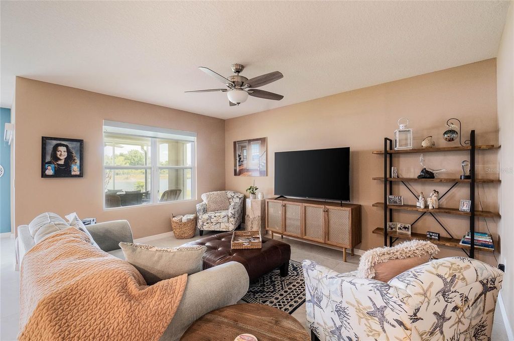 Image 12 of property listing at 5688 SILTSTONE STREET, Lakeland, FL 33811