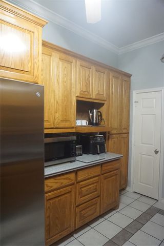 610 S Lillis Lane, Denison, TX 75020