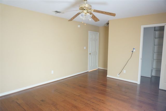 610 S Lillis Lane, Denison, TX 75020