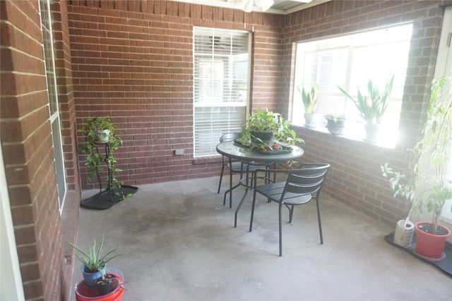 610 S Lillis Lane, Denison, TX 75020