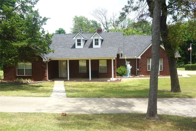 610 S Lillis Lane, Denison, TX 75020