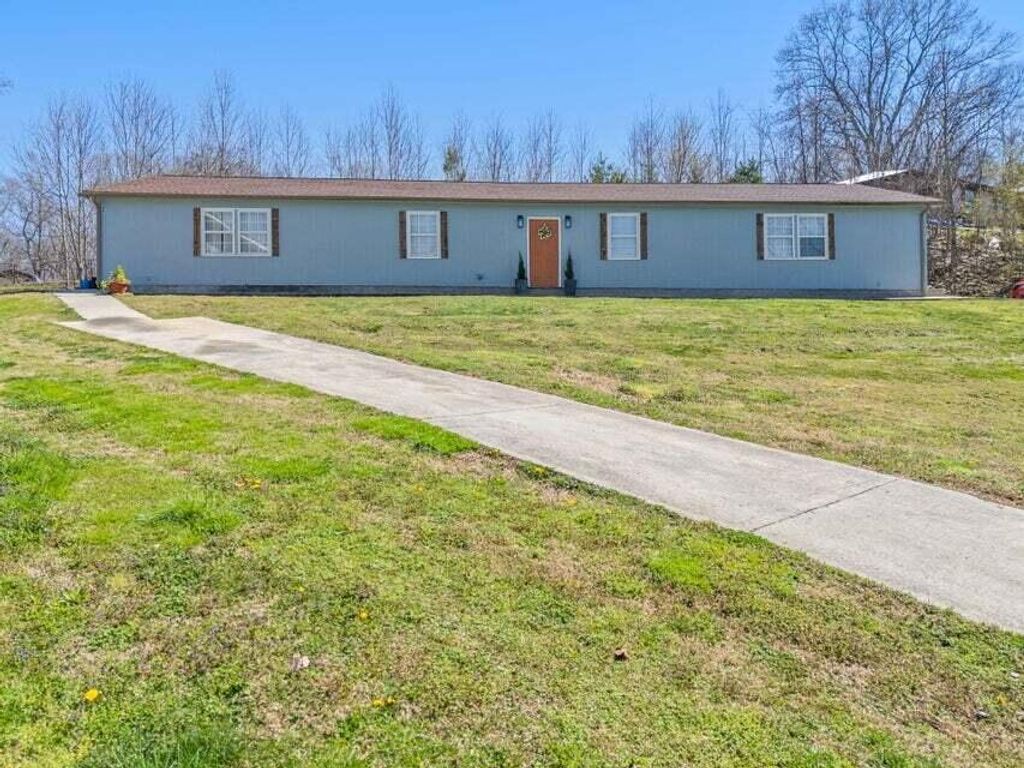 363 Hidden Hills Drive, Dayton, TN 37321