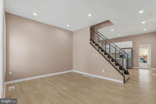 2658 MARTHA ST, Philadelphia, PA 19125