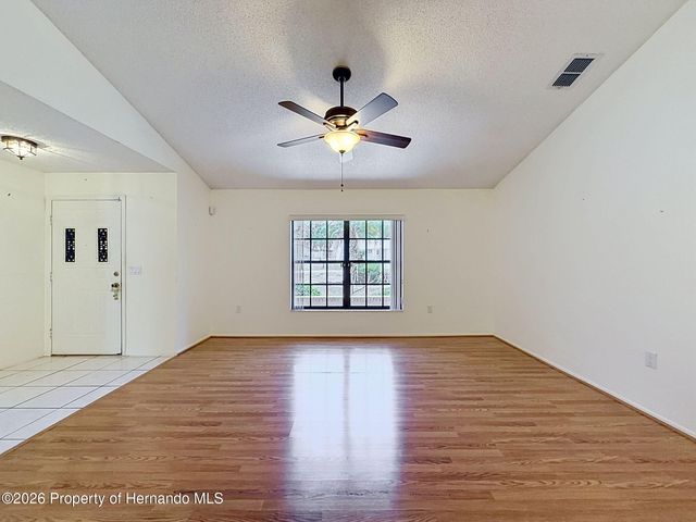 8081 Pagoda Drive, Spring Hill, FL 34606