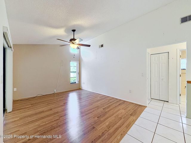 8081 Pagoda Drive, Spring Hill, FL 34606