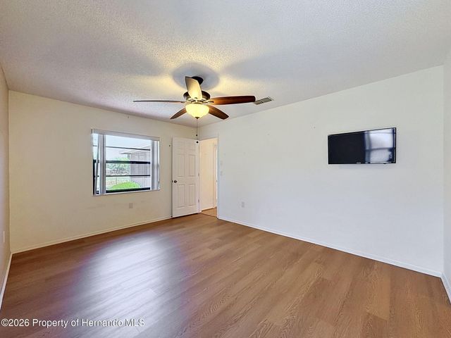 8081 Pagoda Drive, Spring Hill, FL 34606