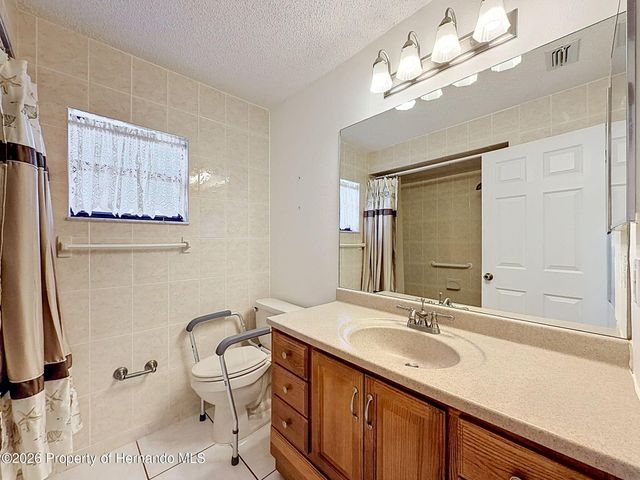 8081 Pagoda Drive, Spring Hill, FL 34606