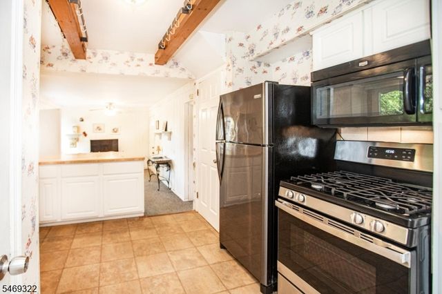 603 Fairlawn Pkwy, Saddle Brook Twp., NJ 07663