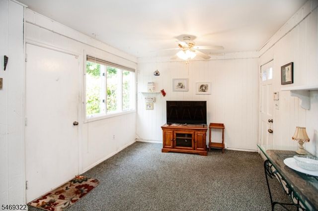 603 Fairlawn Pkwy, Saddle Brook Twp., NJ 07663