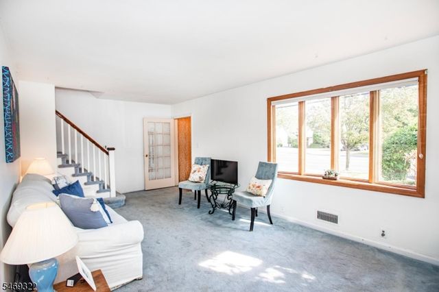603 Fairlawn Pkwy, Saddle Brook Twp., NJ 07663