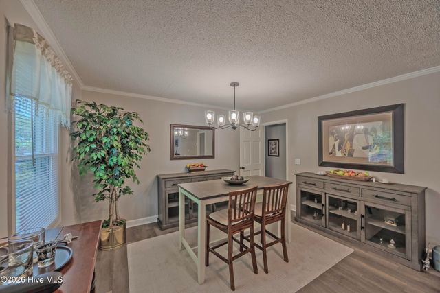 614 Forest Lane, Wallace, NC 28466