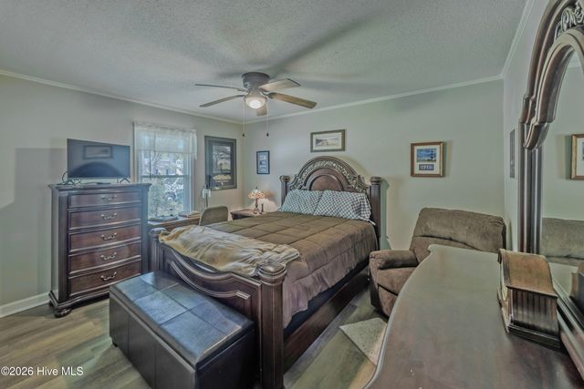 614 Forest Lane, Wallace, NC 28466