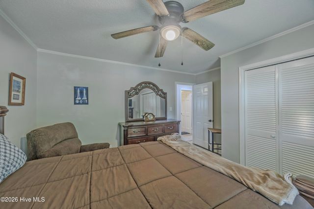 614 Forest Lane, Wallace, NC 28466
