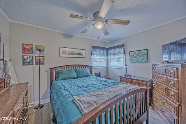 614 Forest Lane, Wallace, NC 28466
