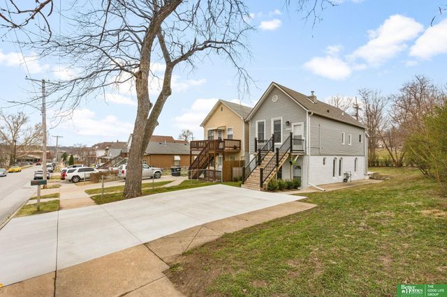 828 S 21st Street, Omaha, NE 68108