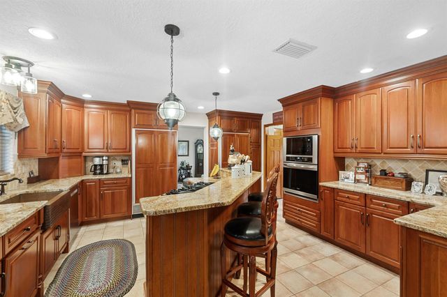 5371 Cougars Prowl, Lake Worth, FL 33449