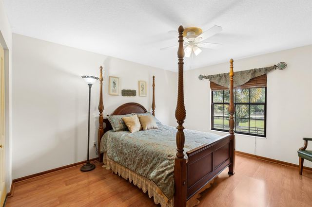 5371 Cougars Prowl, Lake Worth, FL 33449