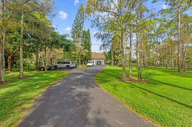 5371 Cougars Prowl, Lake Worth, FL 33449