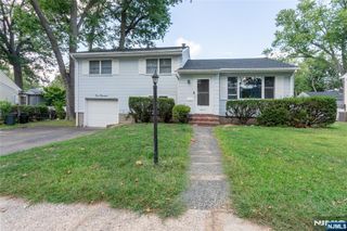 200 E Linden Avenue, Dumont, NJ 07628