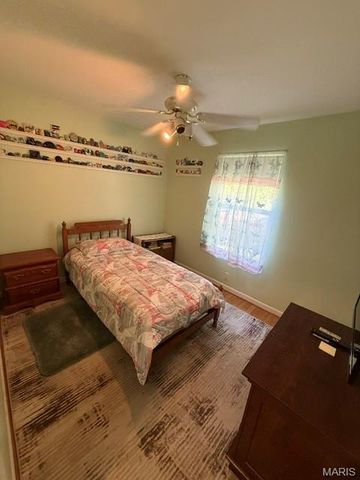 3600 N Meadow Mill Drive, Arnold, MO 63010