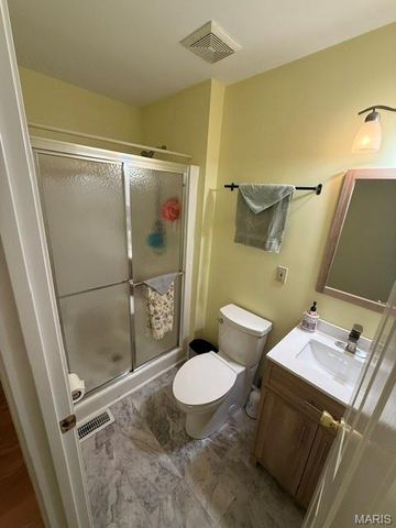 3600 N Meadow Mill Drive, Arnold, MO 63010