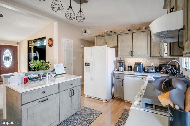 313 LAKE CRYSTALBROOK DR, Little Egg Harbor Twp, NJ 08087