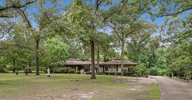 2106 Brookhill Rd, Dothan, AL 36301