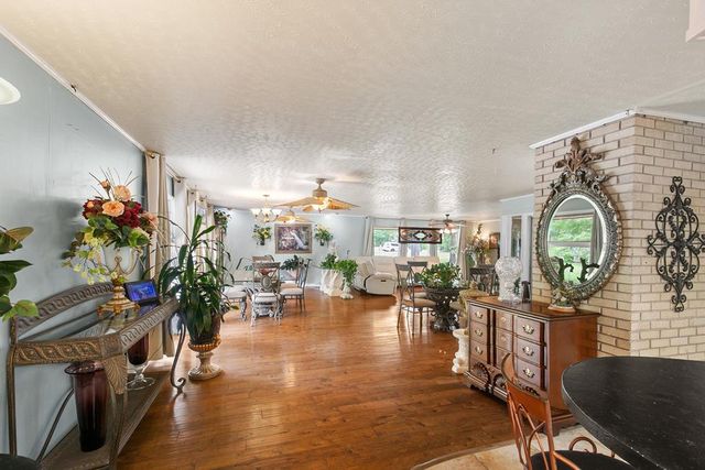 2106 Brookhill Rd, Dothan, AL 36301