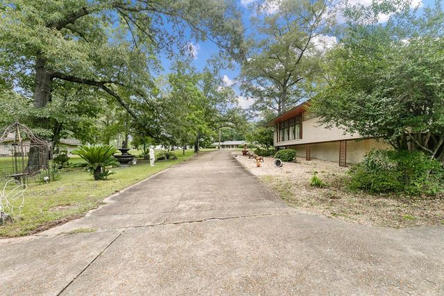 2106 Brookhill Rd, Dothan, AL 36301