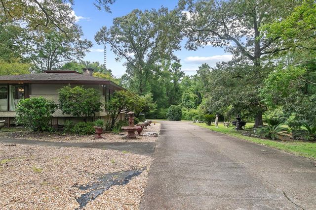 2106 Brookhill Rd, Dothan, AL 36301