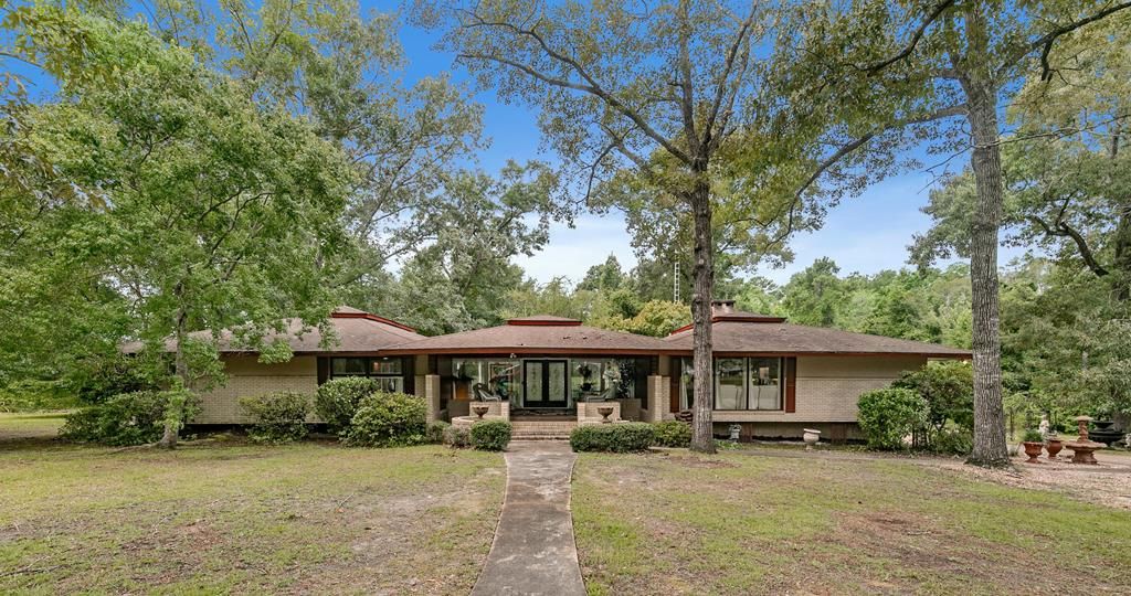 2106 Brookhill Rd, Dothan, AL 36301