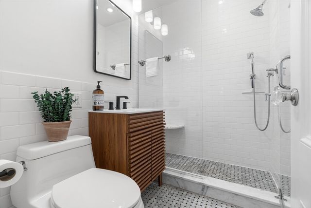 286 Beacon St 1, Boston, MA 02116