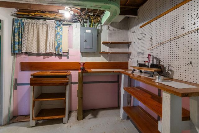 571 GROVE STREET, Neenah, WI 54956