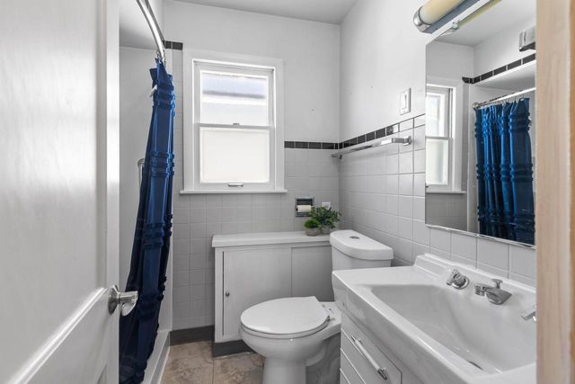 571 GROVE STREET, Neenah, WI 54956