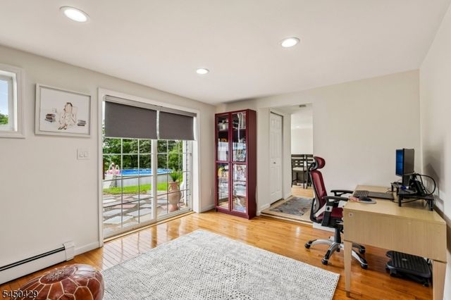 15 Musconetcong Ave, Hopatcong Boro, NJ 07843