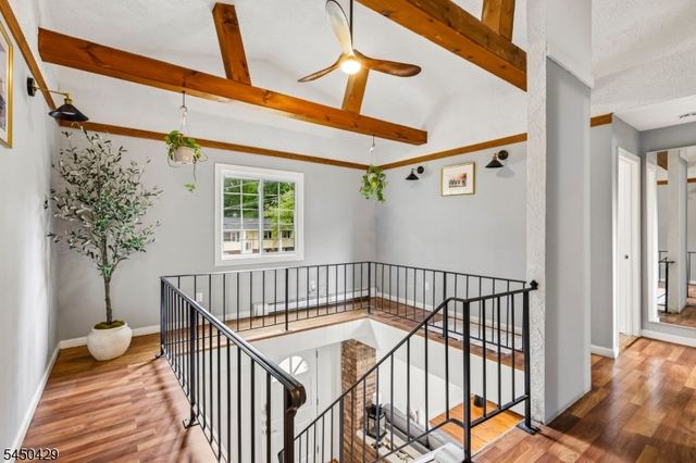 15 Musconetcong Ave, Hopatcong Boro, NJ 07843