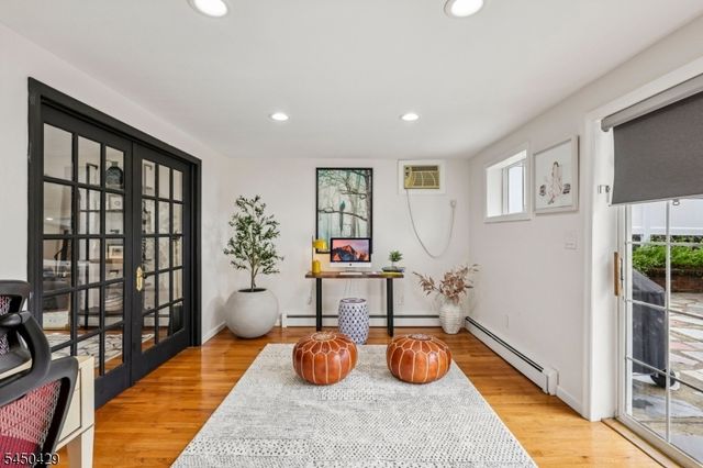15 Musconetcong Ave, Hopatcong Boro, NJ 07843
