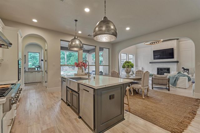 134 Monterrey Bend, Montgomery, TX 77316
