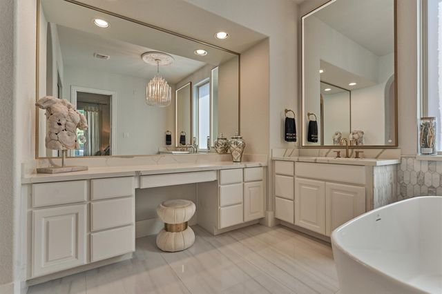 134 Monterrey Bend, Montgomery, TX 77316