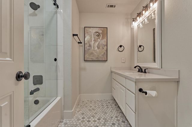 134 Monterrey Bend, Montgomery, TX 77316