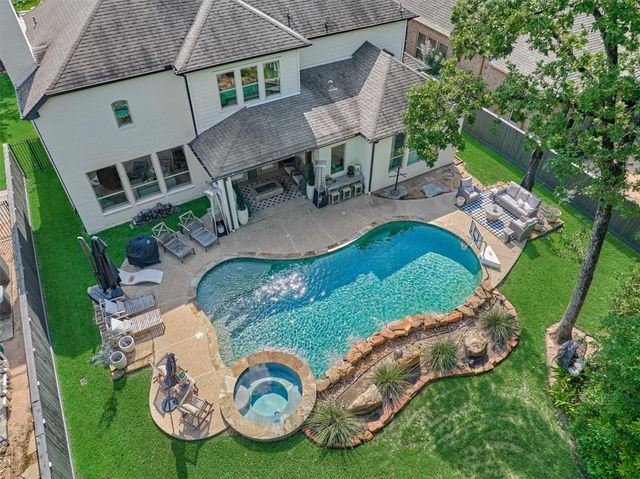 134 Monterrey Bend, Montgomery, TX 77316