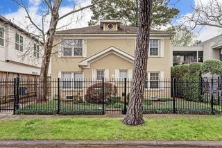 2424 Brun Street, Houston, TX 77019