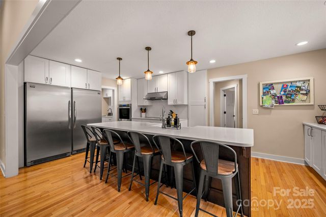 74 Woodlyn Etch Drive, Hendersonville, NC 28792