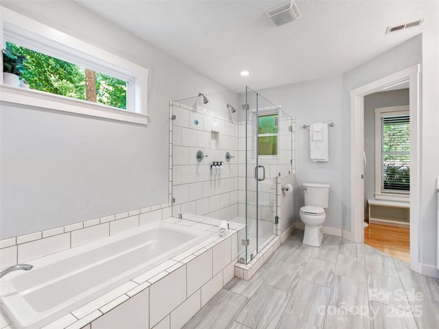 74 Woodlyn Etch Drive, Hendersonville, NC 28792