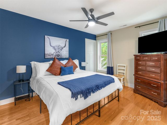 74 Woodlyn Etch Drive, Hendersonville, NC 28792