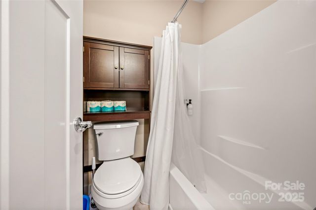 74 Woodlyn Etch Drive, Hendersonville, NC 28792