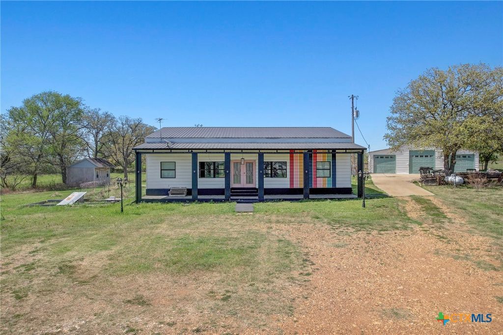 1025 County Road 454, Other, TX 78948