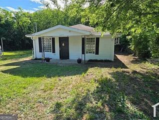 1475 Berkner Avenue, Macon, GA 31204