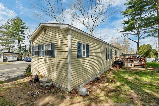 7 N Dewberry Lane, Rochester, NH 03867