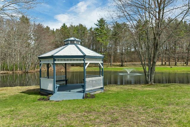 7 N Dewberry Lane, Rochester, NH 03867